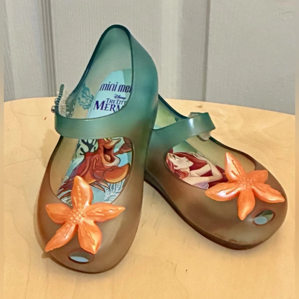 Mini Melissa Size 8 Disney Little Mermaid Kids Shoes